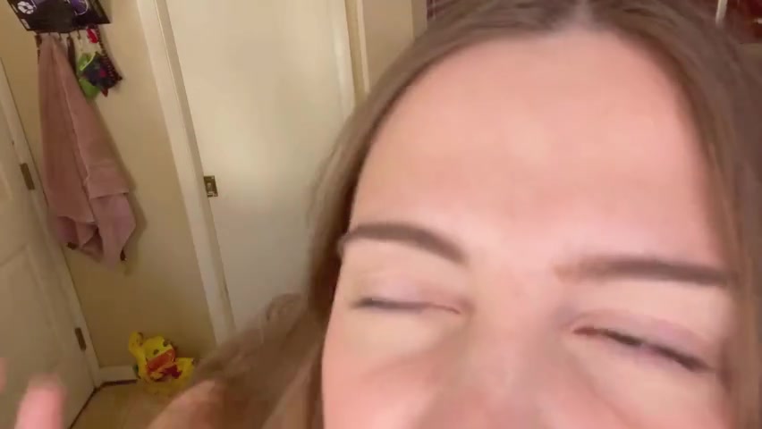 Maggierosexo- Cheering mommy up with cum 653